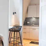 Apartment Fewo1846 - Flensburg68 - Komfortable Maisonettewohnung Für 6 Personen Mit Dachbalkon Im 4 Og *