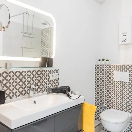 Fewo1846 - Flensburg68 - Komfortable Maisonettewohnung Fuer 6 Personen Mit Dachbalkon Im 4 Og