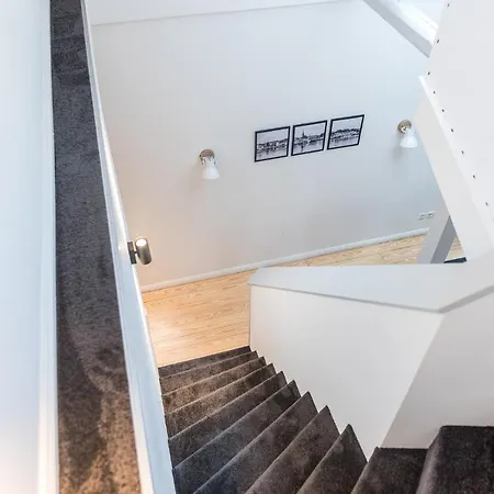 Fewo1846 - Flensburg68 - Komfortable Maisonettewohnung Fuer 6 Personen Mit Dachbalkon Im 4 Og Apartament Flensburg