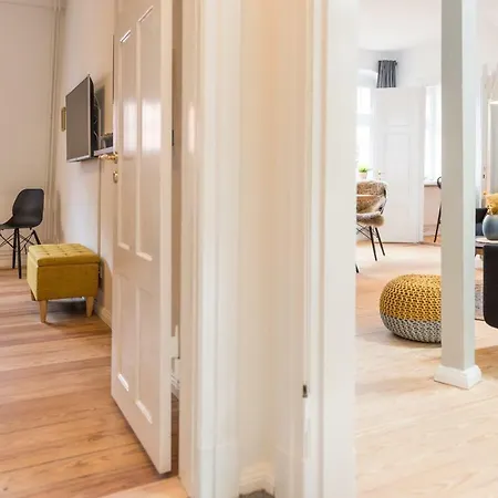 Apartament Fewo1846 - Flensburg68 - Komfortable Maisonettewohnung Fuer 6 Personen Mit Dachbalkon Im 4 Og