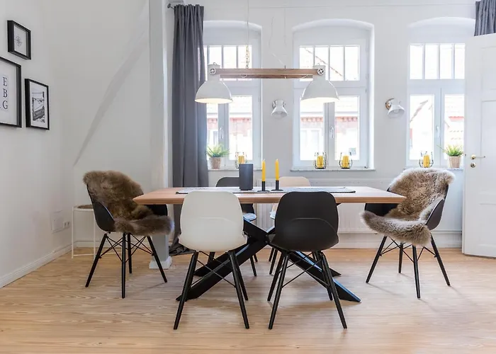 Fewo1846 - Flensburg68 - Komfortable Maisonettewohnung Fuer 6 Personen Mit Dachbalkon Im 4 Og