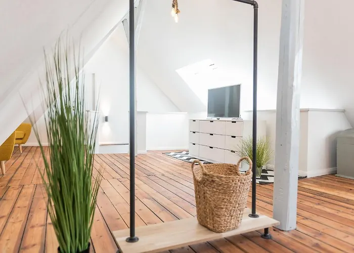 Fewo1846 - Flensburg68 - Komfortable Maisonettewohnung Fuer 6 Personen Mit Dachbalkon Im 4 Og Apartman