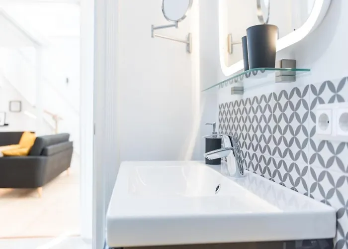 Fewo1846 - Flensburg68 - Komfortable Maisonettewohnung Fuer 6 Personen Mit Dachbalkon Im 4 Og