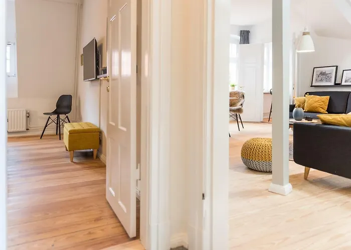 Apartman Fewo1846 - Flensburg68 - Komfortable Maisonettewohnung Fuer 6 Personen Mit Dachbalkon Im 4 Og